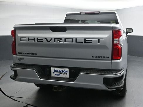 Used 2022 Chevrolet Silverado 1500 Custom w/ Rally Edition AWD/4WD image 10