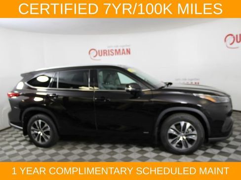 Used 2022 Toyota Highlander XLE AWD/4WD image 10