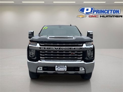 Used 2020 Chevrolet Silverado 2500 LTZ image 2
