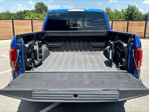 Used 2017 Ford F150 Raptor w/ Equipment Group 802A Luxury AWD/4WD image 30