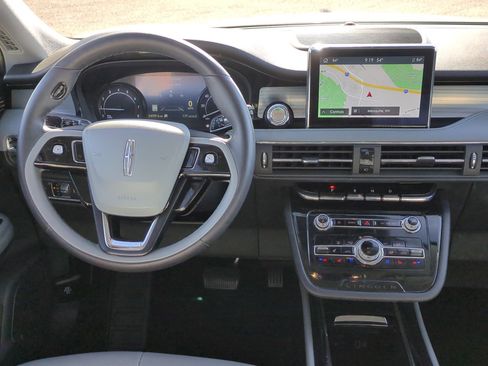 Used 2022 Lincoln Corsair FWD w/ Equipment Group 101A image 28