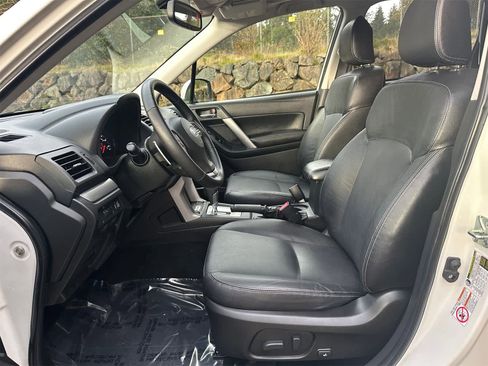 Used 2014 Subaru Forester 2.0XT Touring image 14