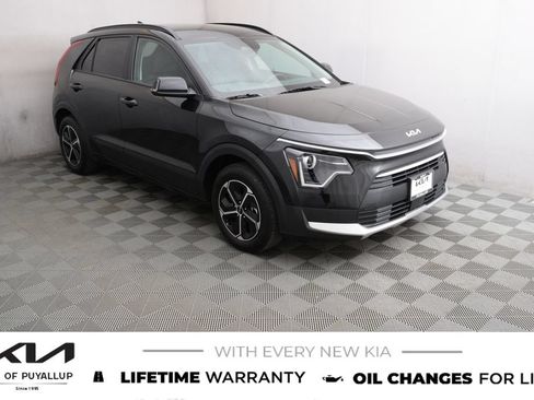 New 2026 Kia Niro EX FWD image 3