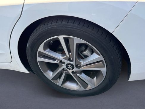 Used 2017 Hyundai Elantra Limited w/ Limited Ultimate Package 05 image 3