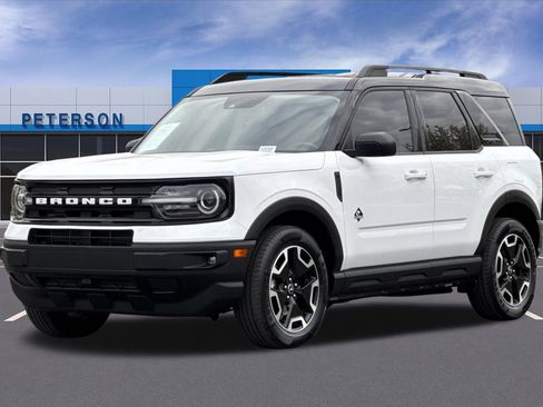 Used 2021 Ford Bronco Sport Outer Banks w/ Outer Banks Package (96D) image 8