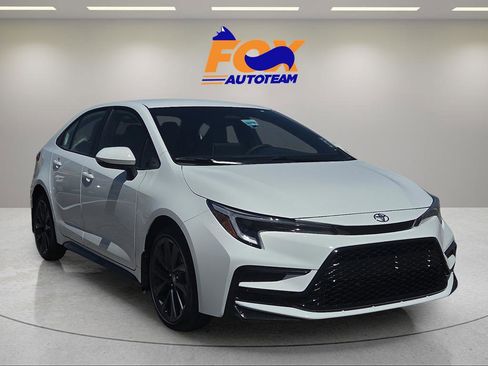New 2026 Toyota Corolla SE FWD image 6