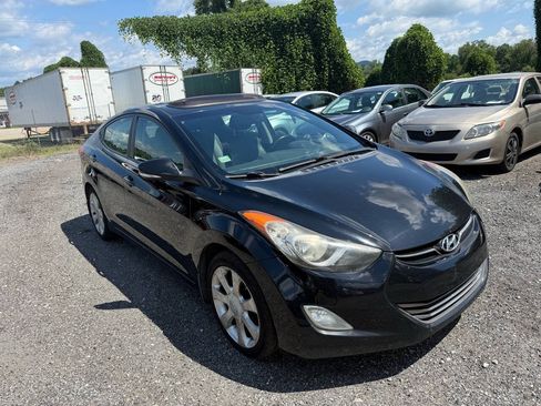 Used 2012 Hyundai Elantra Limited w/ Technology Pkg 5 FWD image 6