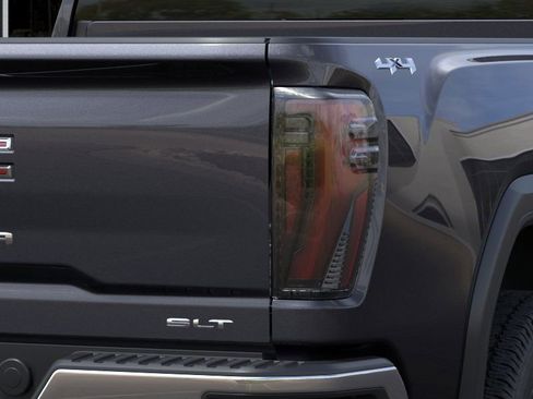 New 2026 GMC Sierra 2500 SLT w/ SLT Convenience Package image 11