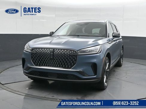 New 2026 Lincoln Aviator Reserve image 6
