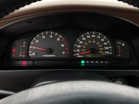 Used 2000 Toyota 4Runner SR5 image 17