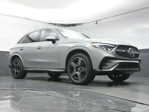 New 2026 Mercedes-Benz GLC 300 image 41