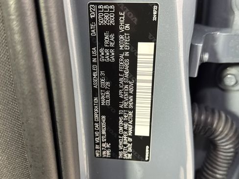 Used 2024 Volvo S60 B5 Plus image 34