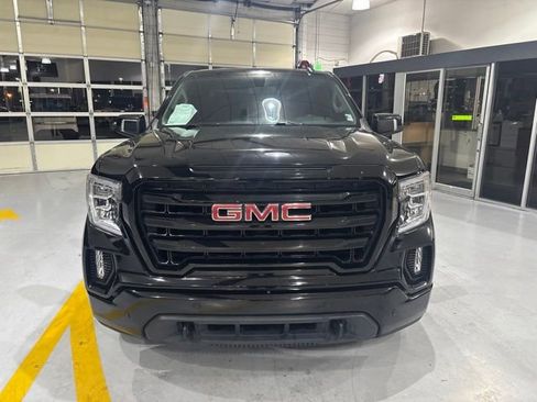 Used 2022 GMC Sierra 1500 Elevation w/ Driver Alert Package I AWD/4WD image 3
