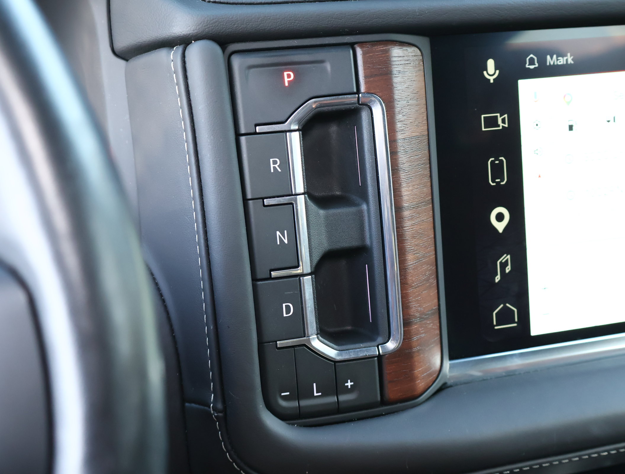 Used 2023 GMC Yukon Denali Ultimate AWD/4WD image 21