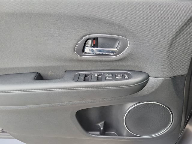 Used 2021 Honda HR-V EX image 23