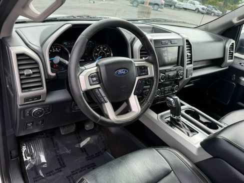 Used 2019 Ford F150 Lariat AWD/4WD image 11