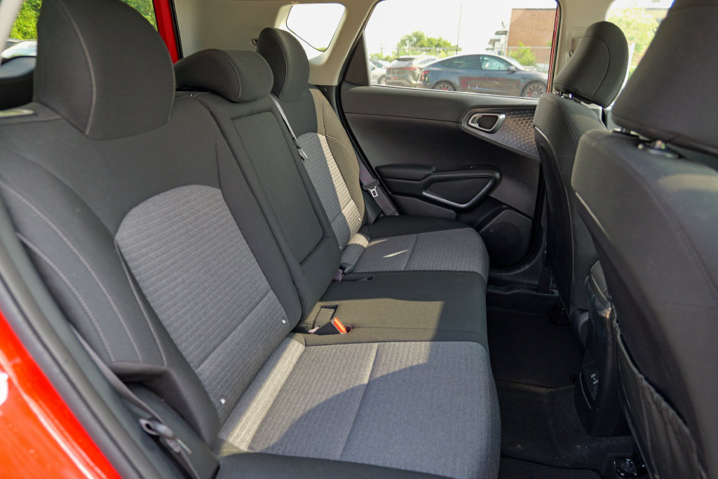 Used 2023 Kia Soul EX FWD image 32