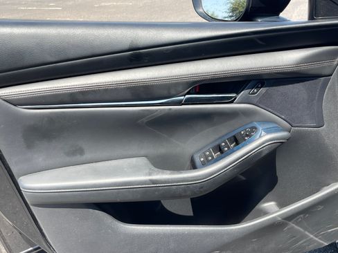 Used 2019 MAZDA MAZDA3 Sedan w/ Select Package FWD image 13