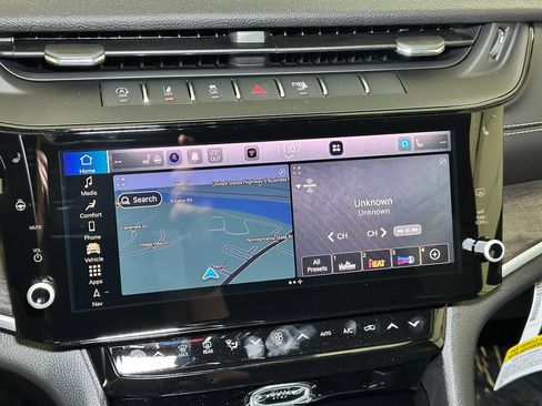 New 2026 Jeep Grand Cherokee Limited AWD/4WD image 25
