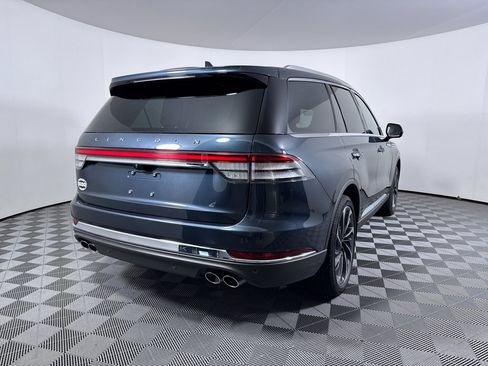 Used 2024 Lincoln Aviator Reserve w/ Equipment Group 201A AWD/4WD image 18