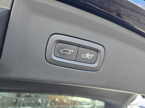 Used 2023 Polestar Polestar 2 w/ Pilot Pack image 18