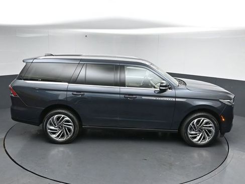 Certified 2025 Lincoln Navigator Reserve AWD/4WD image 56