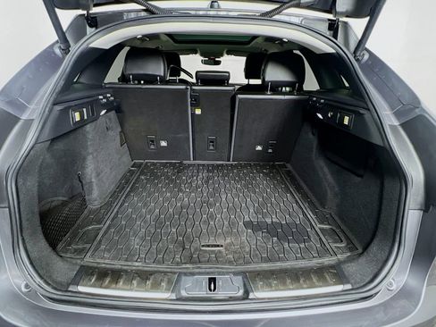 Used 2020 Jaguar F-PACE Prestige image 27