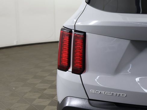 Used 2023 Kia Sorento X-Line EX AWD/4WD image 17