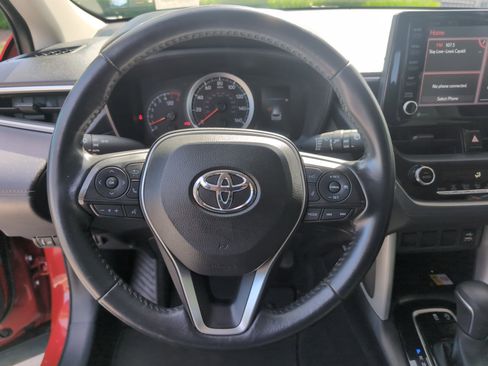 Certified 2022 Toyota Corolla Cross LE FWD image 18