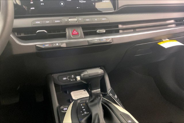 New 2026 Kia K4 GT-Line FWD image 7