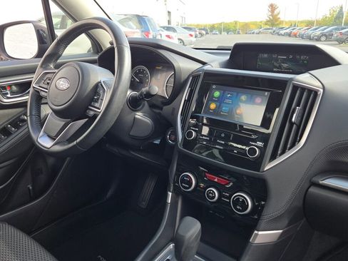 Used 2022 Subaru Forester Premium image 7