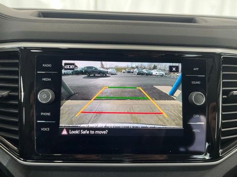 Certified 2022 Volkswagen Atlas SE w/ Panoramic Sunroof Package image 19