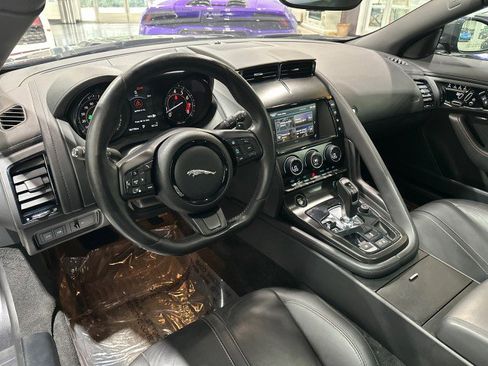 Used 2017 Jaguar F-TYPE Coupe RWD image 38