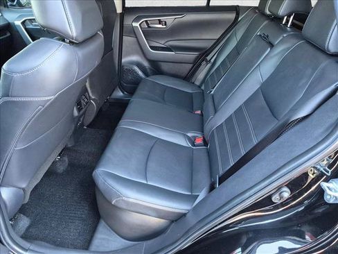 Used 2025 Toyota RAV4 XLE Premium w/ Weather Package AWD/4WD image 17