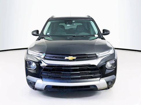 Used 2023 Chevrolet TrailBlazer LT w/ Convenience Package FWD image 6