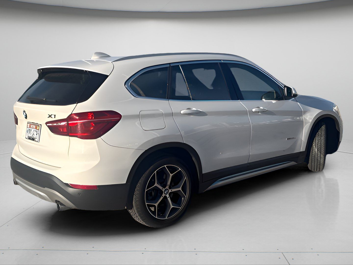 Used 2016 BMW X1 xDrive28i AWD/4WD image 5