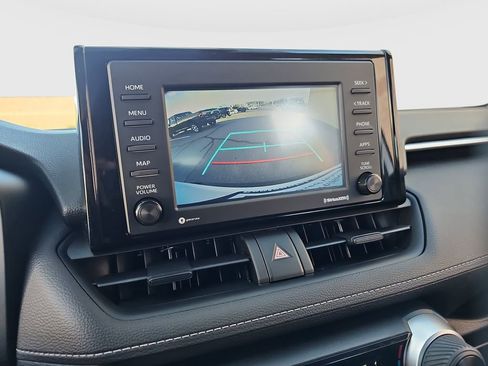 Certified 2022 Toyota RAV4 LE FWD image 13