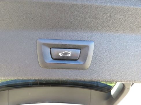 Used 2022 BMW X3 xDrive30i AWD/4WD image 18