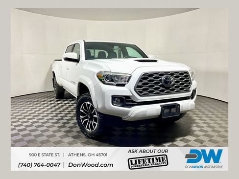 Used 2020 Toyota Tacoma TRD Sport image 1