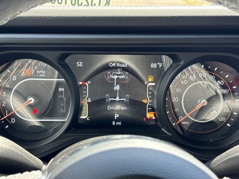 New 2025 Jeep Wrangler Sahara image 17