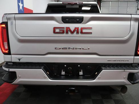 Used 2022 GMC Sierra 3500 Denali w/ Denali Ultimate Package AWD/4WD image 32