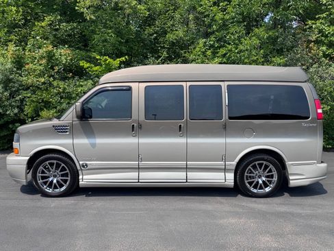 Used 2014 GMC Savana 1500 RWD image 5