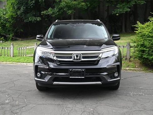 Certified 2022 Honda Pilot Touring image 8