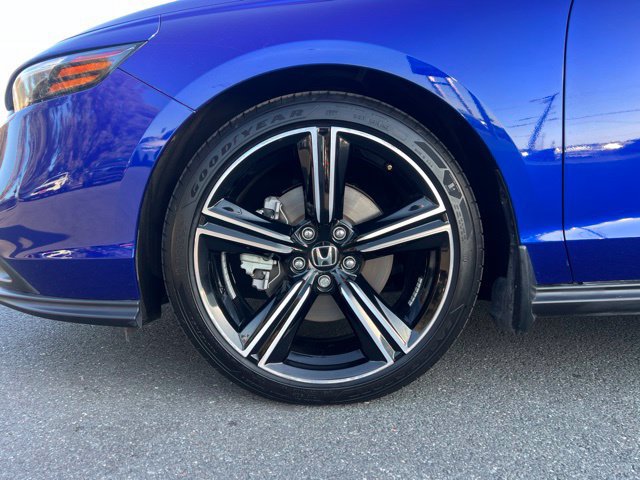 Used 2025 Honda Accord Sport image 12