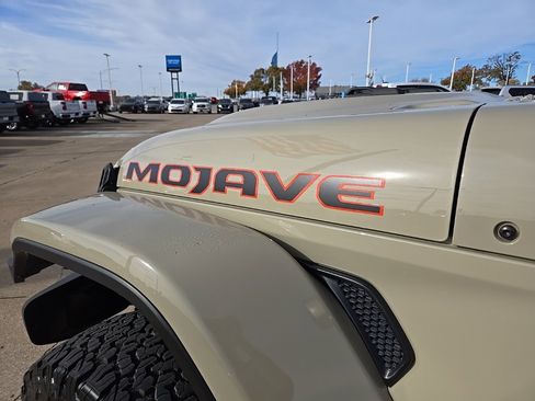 Used 2022 Jeep Gladiator Mojave w/ LED Lighting Group image 43