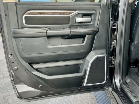 Used 2021 RAM 3500 Laramie image 30