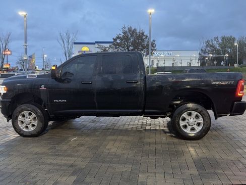 Used 2023 RAM 2500 Big Horn w/ Level B Equipment Group image 7