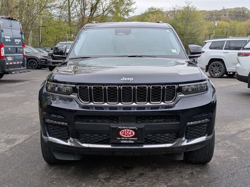 Certified 2023 Jeep Grand Cherokee L Limited AWD/4WD image 12