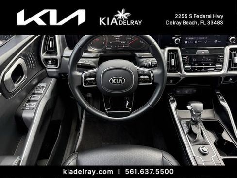 Certified 2021 Kia Sorento S w/ Panoramic Sunroof Package FWD image 12