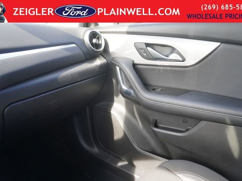 Used 2024 Chevrolet Blazer LT w/ Convenience Package image 36